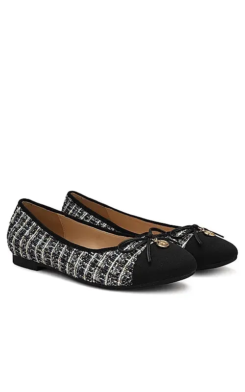 Black Ballerina Flats With Bow Detail