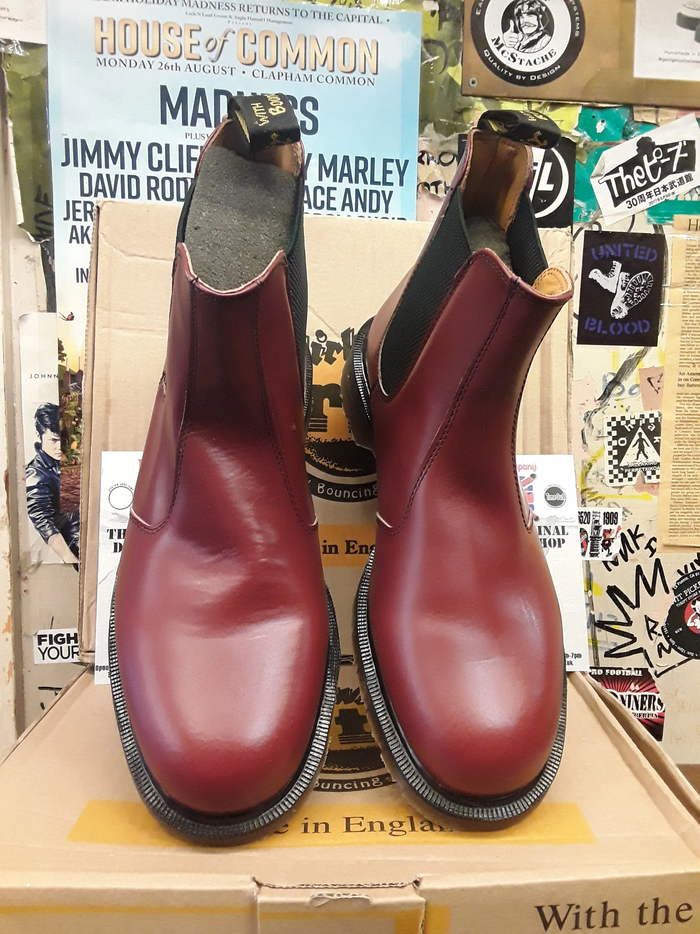 Dr Martens Made in England Wine Keg Fine Haircell Chelsea Boot Sizes 10, 11 and 12