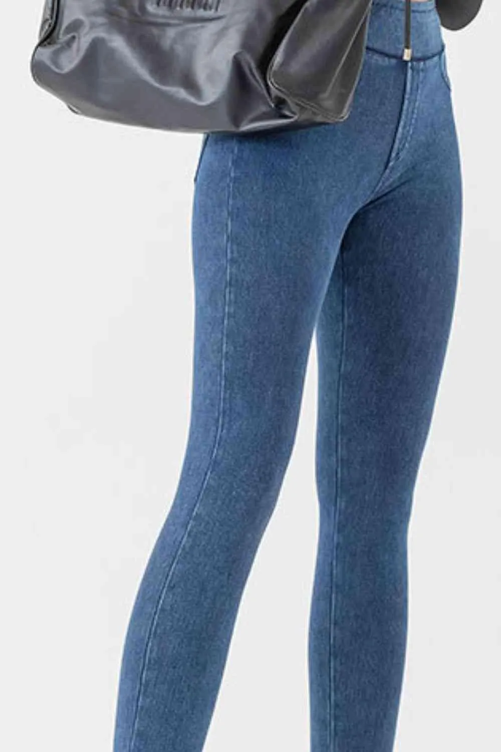 Flexible Slim Fit Mid Rise Skinny Jeans