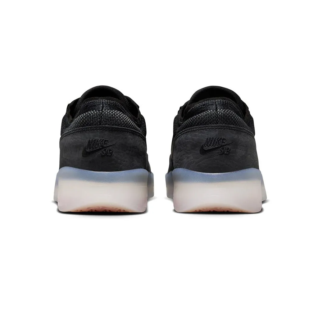 PS8 - Black/Black
