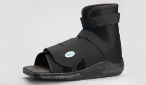 Slimline Cast Boot  Black Square-toe  Adult Medium